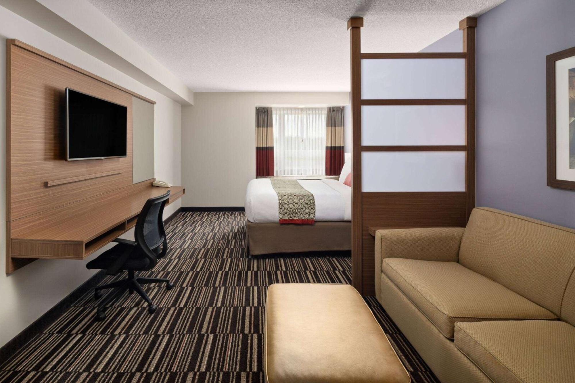 Microtel Inn & Suites By Wyndham Kirkland Lake Εξωτερικό φωτογραφία