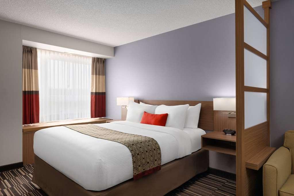Microtel Inn & Suites By Wyndham Kirkland Lake Δωμάτιο φωτογραφία