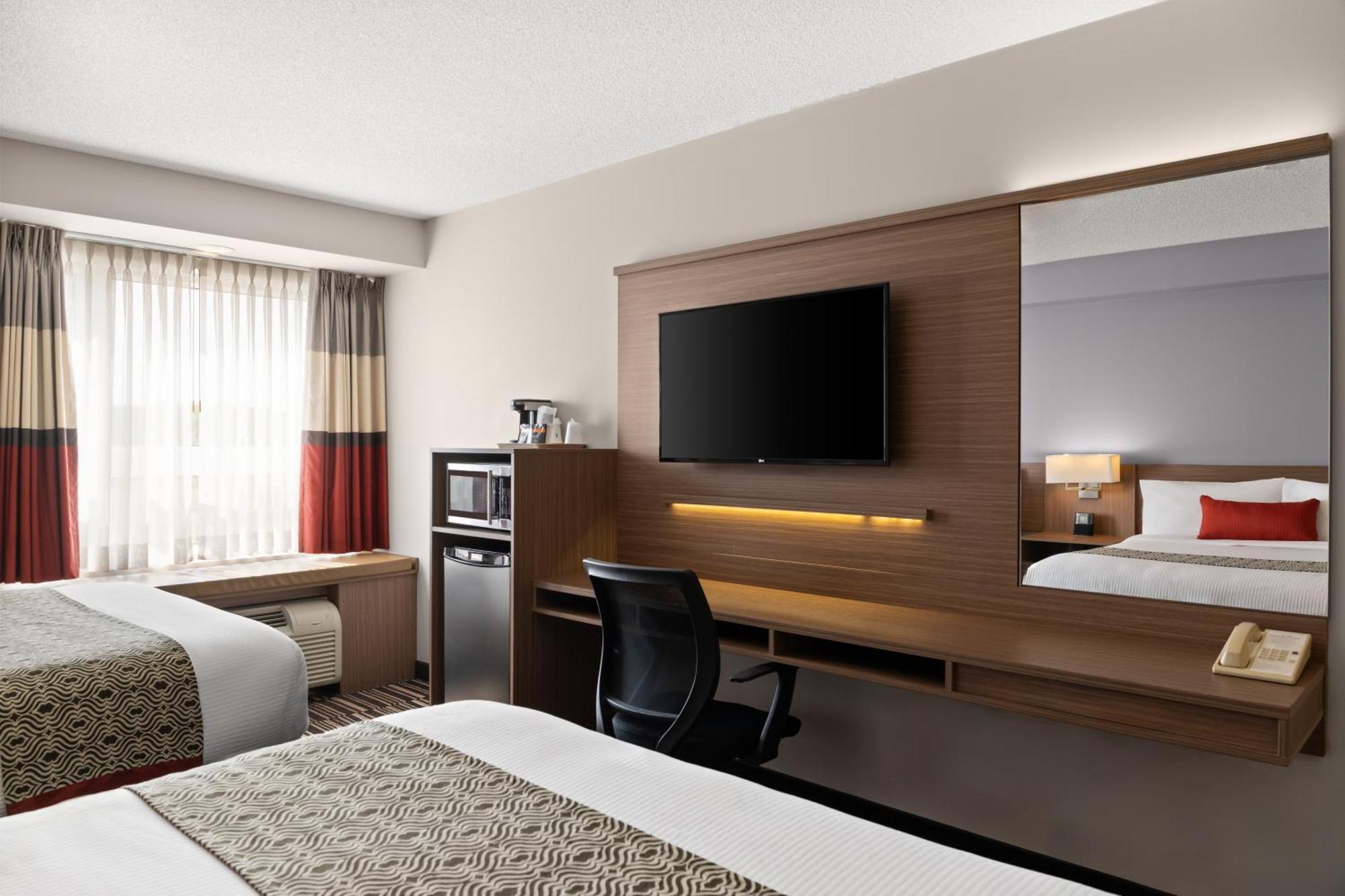 Microtel Inn & Suites By Wyndham Kirkland Lake Εξωτερικό φωτογραφία