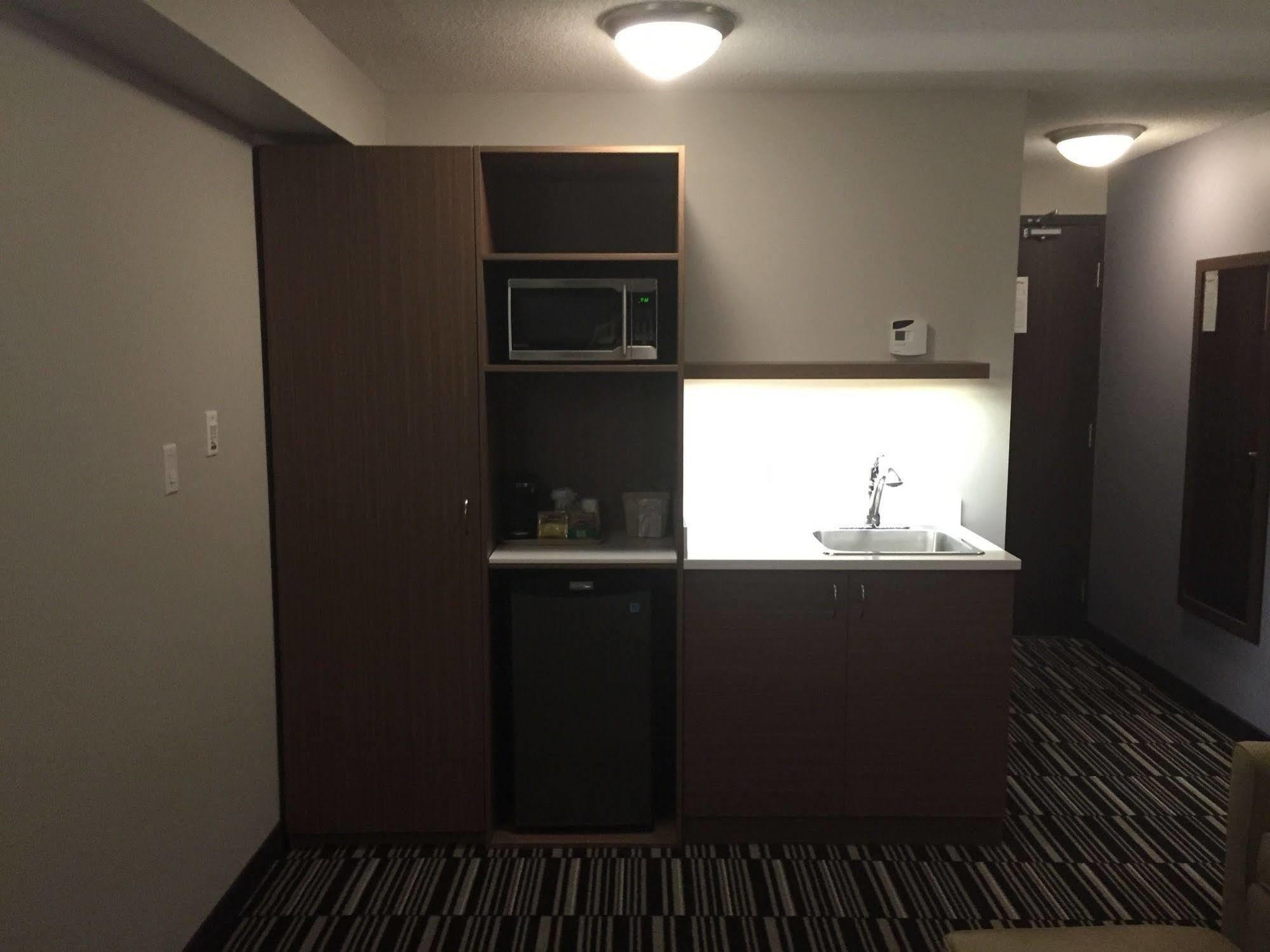 Microtel Inn & Suites By Wyndham Kirkland Lake Εξωτερικό φωτογραφία