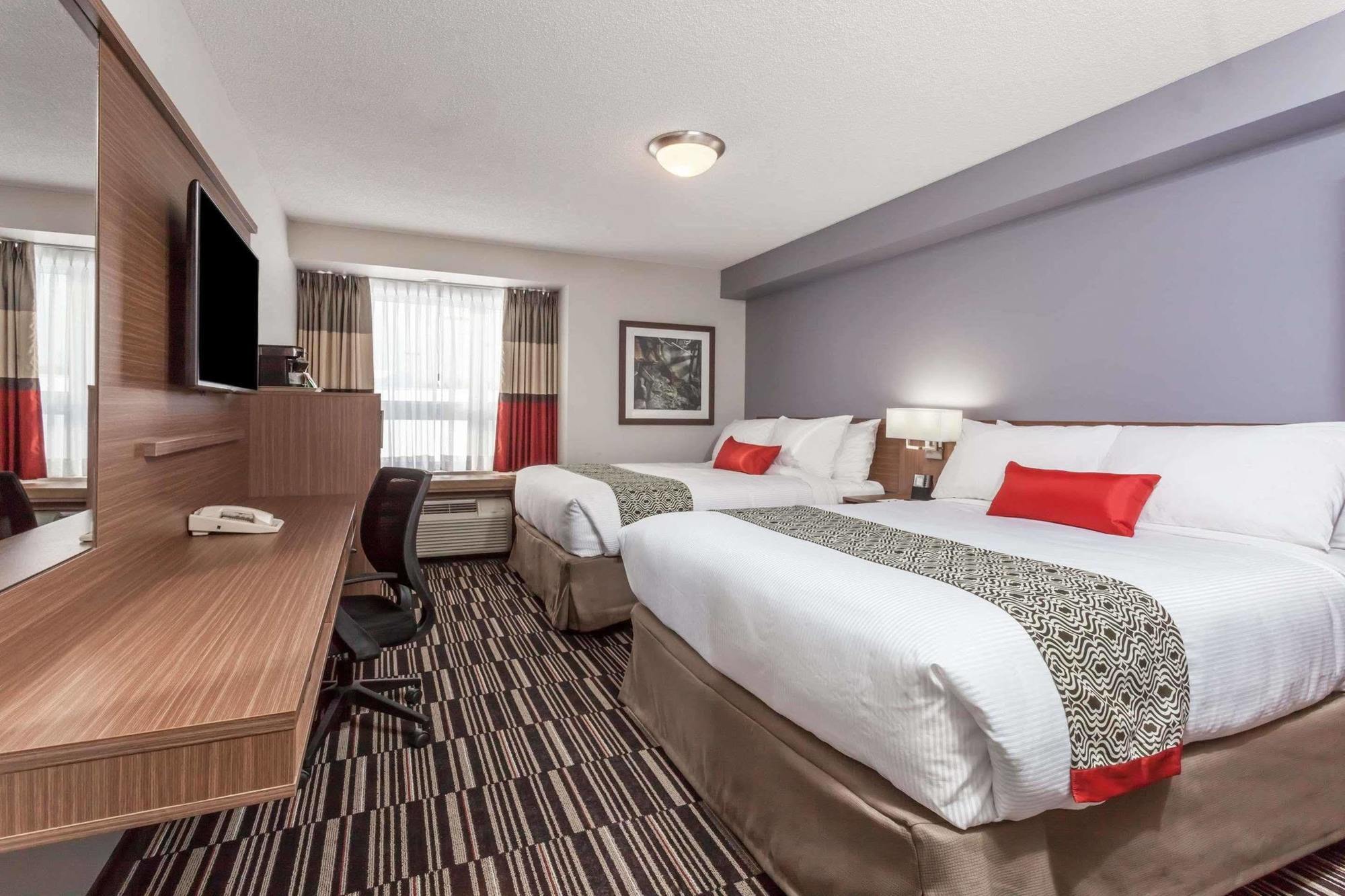 Microtel Inn & Suites By Wyndham Kirkland Lake Εξωτερικό φωτογραφία