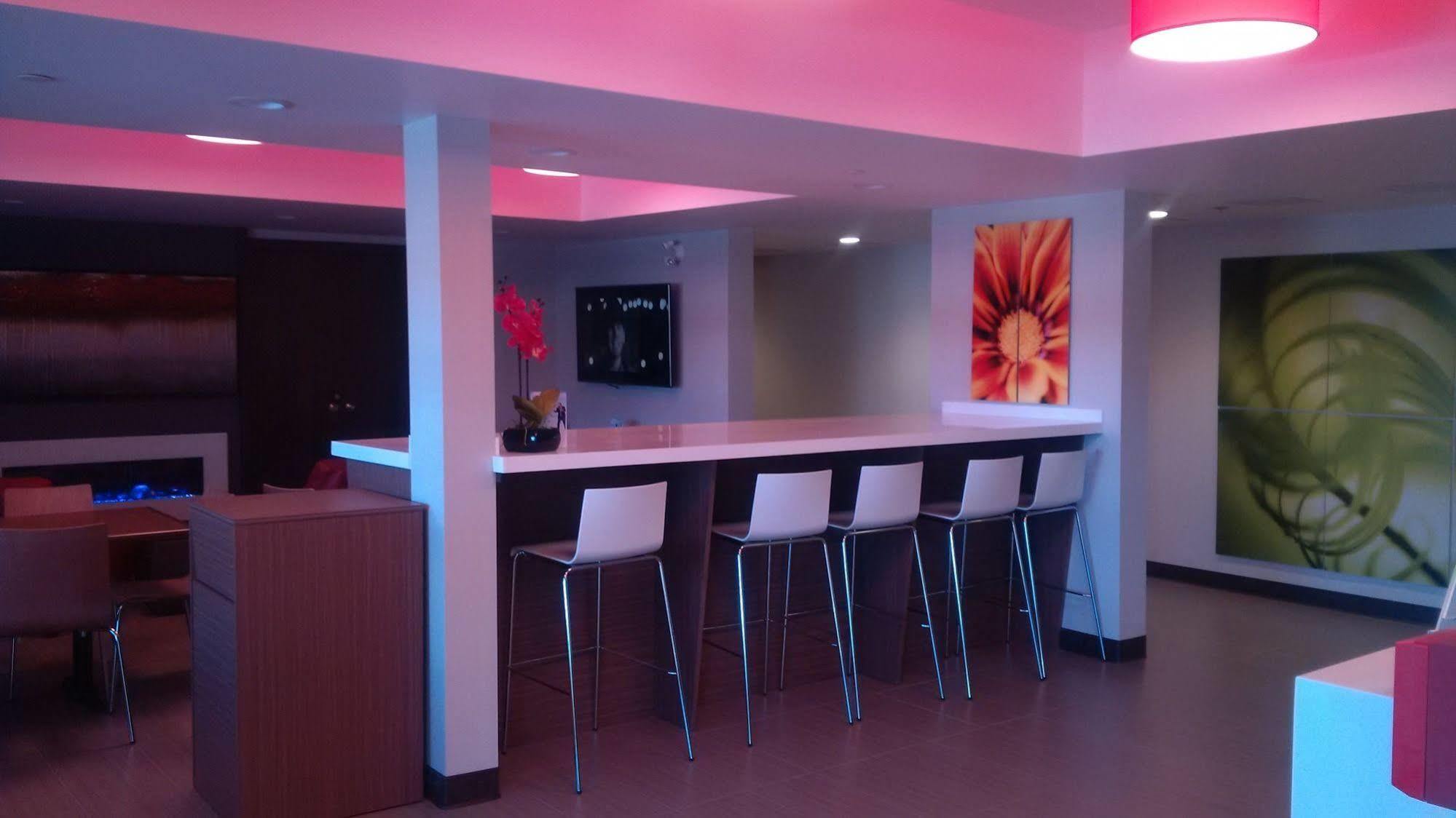 Microtel Inn & Suites By Wyndham Kirkland Lake Εξωτερικό φωτογραφία